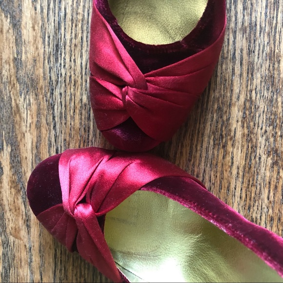 Dressy red shoes - Picture 2 of 8